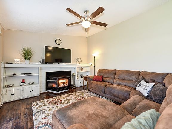 5th image of 3641 Granby Dr