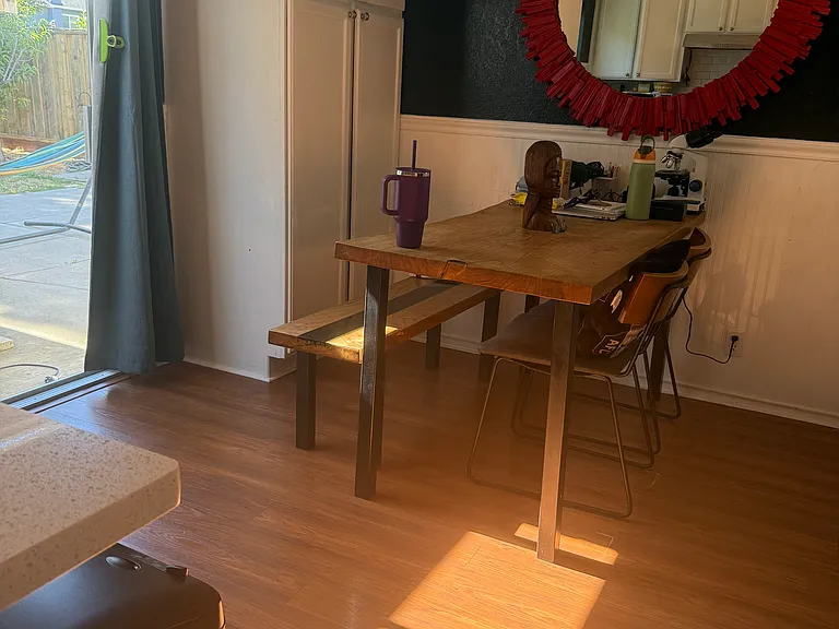 4910 Lyra Ct — Photo 4