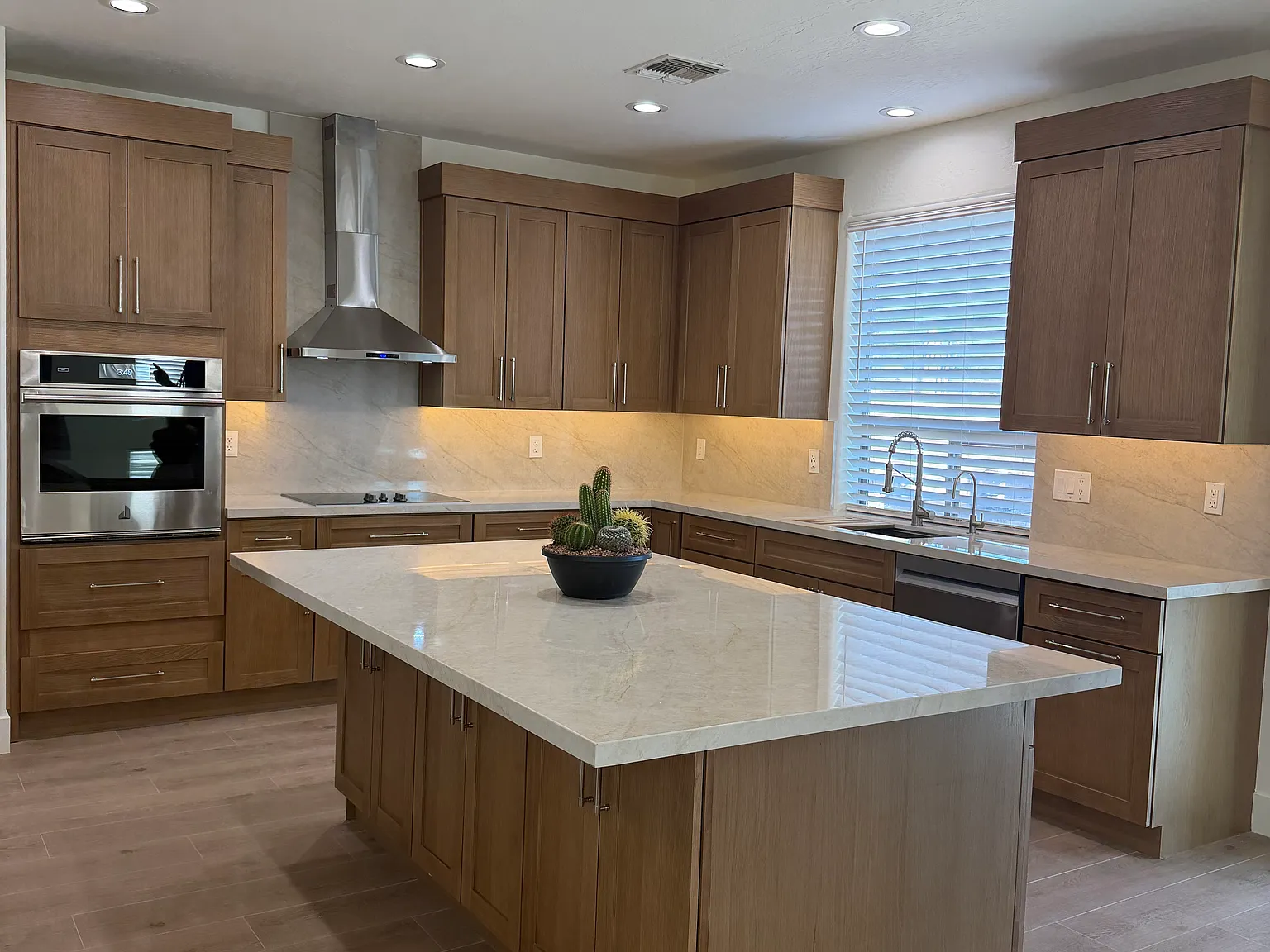 5 bed, 2773 sqft, $3,177 — Photo 4