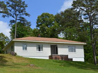 8824 Hunt St, Soddy Daisy, TN 37379