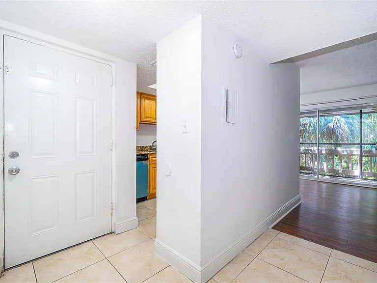 4779 S Texas Ave #4779D — Photo 3