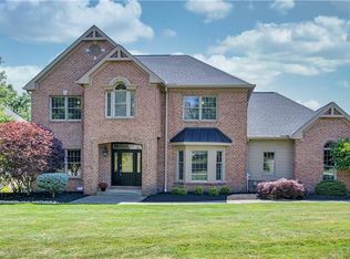216 Chesapeake Dr, Gibsonia, PA 15044