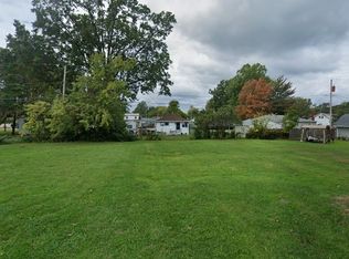 260 Delamere Rd, Vermilion, OH 44089
