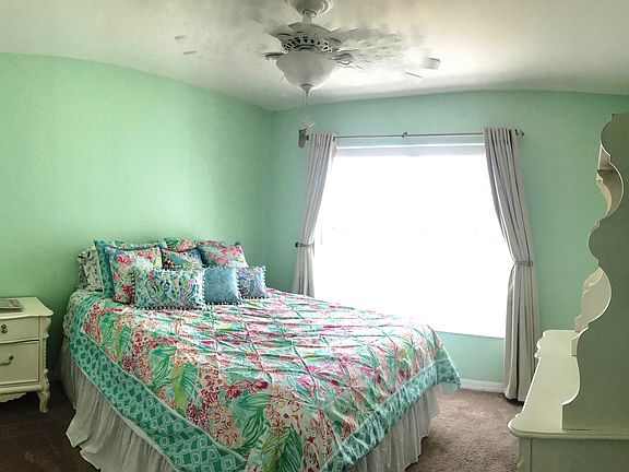 Front bedroom