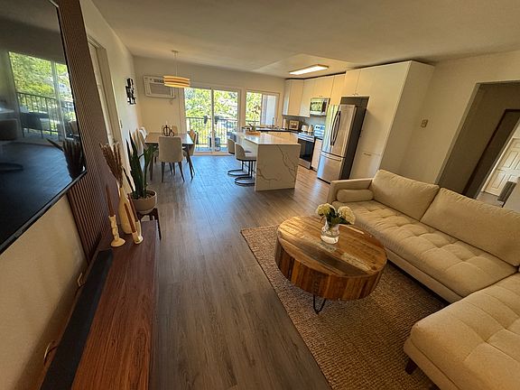 3rd image of 7858 Cowles Mountain Ct Unit D11