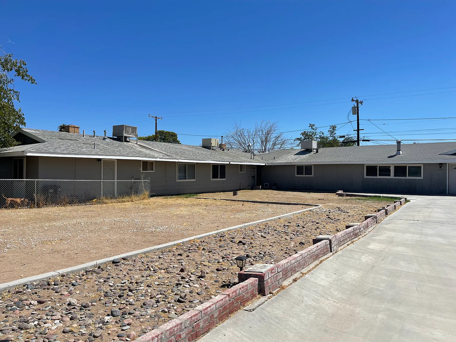 3 bed, 2000 sqft, $2,000 — Photo 2