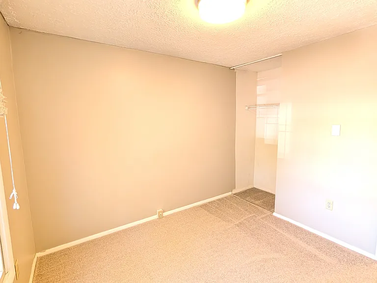 119 Sandalwood Ct — Photo 10