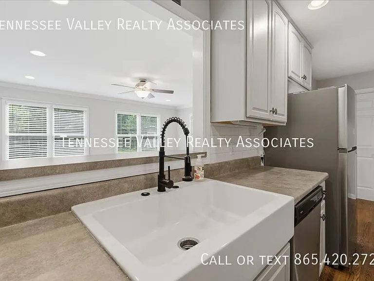 729 Waco Rd — Photo 10