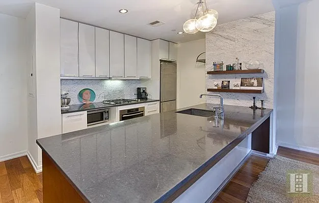 Rented by Halstead Real Estate | media 2