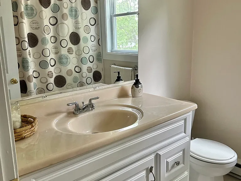 11 Carpenter Ave #A — Photo 17