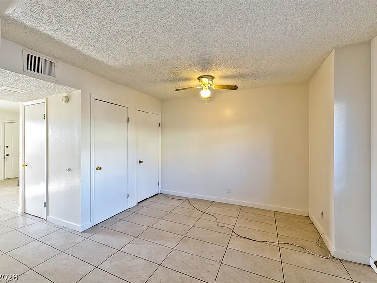 7030 Burcot Ave #K113 — Photo 4