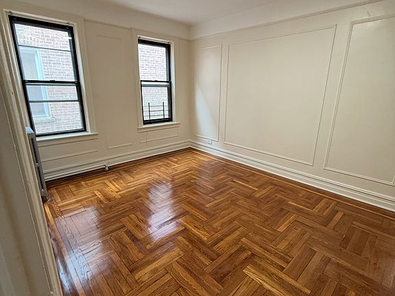 3rd image of 4217 Digney Ave