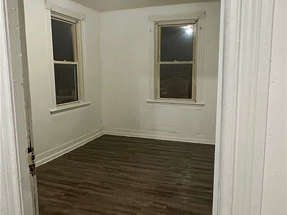 5th image of 623 Douglas Ave