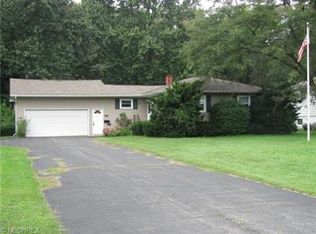 7320 Noll Dr, North Ridgeville, OH 44039