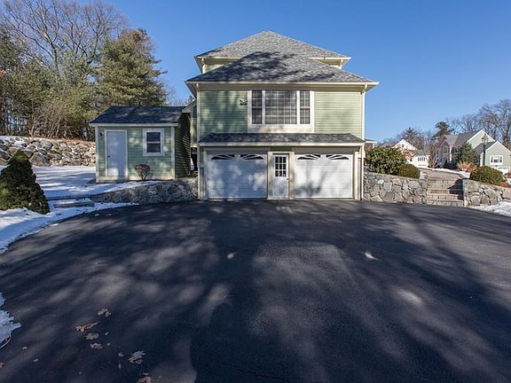 5th image of 9 Cedar Creek Dr