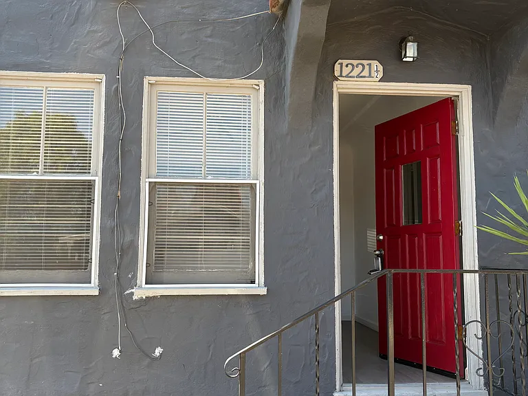 Greenfield Dr — Photo 10