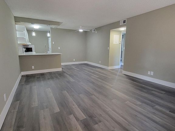 5th image of 3766 N University Drive #M-8