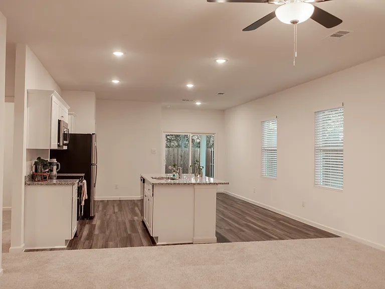4407 Silverweed Ln — Photo 33
