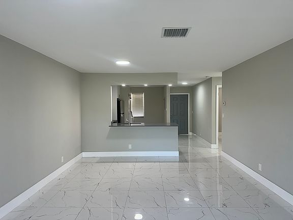 2nd image of 4881 Arjaro Dr #4881