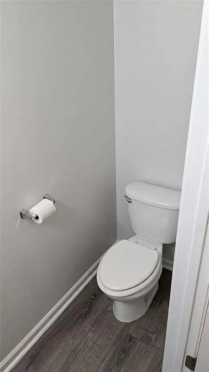 3 bed, 2.5 bath, 1528 sqft, $1,599 — Photo 4