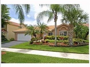 1146 Laguna Springs Dr, Fort Lauderdale, FL 33326
