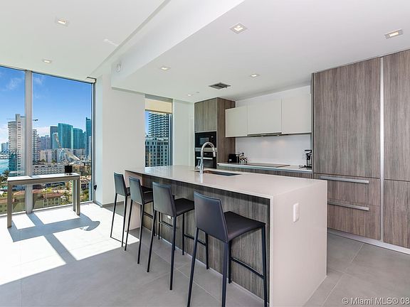 5th image of 2900 NE 7th Ave Unit 1707