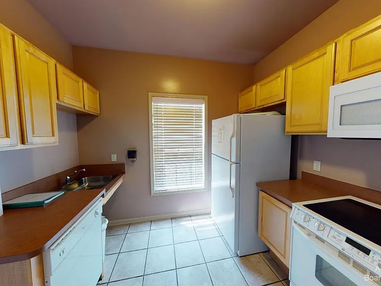 2970 Barclay Way — Photo 38