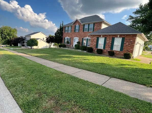 1862 Summitview Dr, Saint Charles, MO 63303