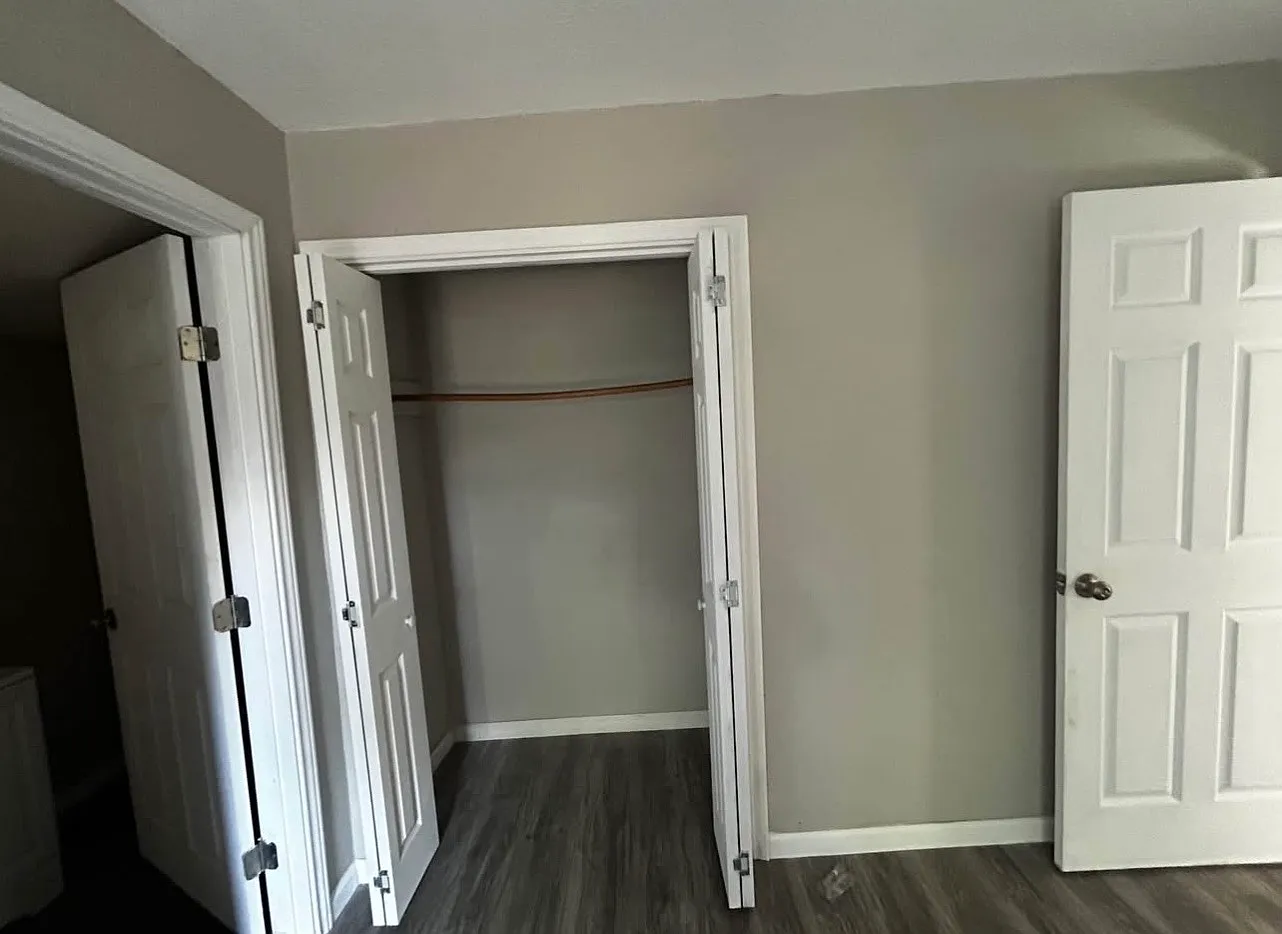3 bed, 1328 sqft, $1,800 — Photo 3
