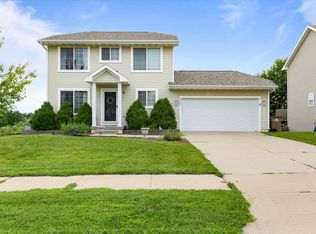 400 Coral Ridge Blvd, Pleasant Hill, IA 50327