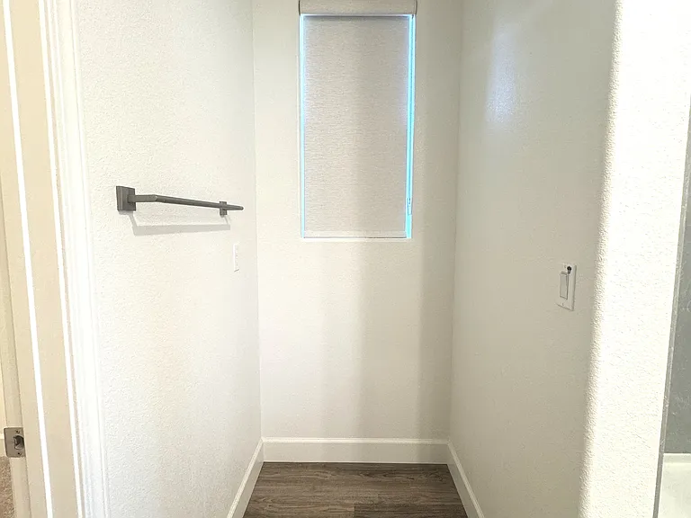 2121 Evening Star Cir — Photo 13