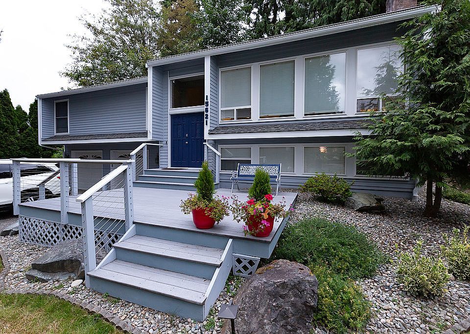 1st image of 15621 SE 44th Pl