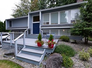 15621 SE 44th Pl, Bellevue, WA 98006