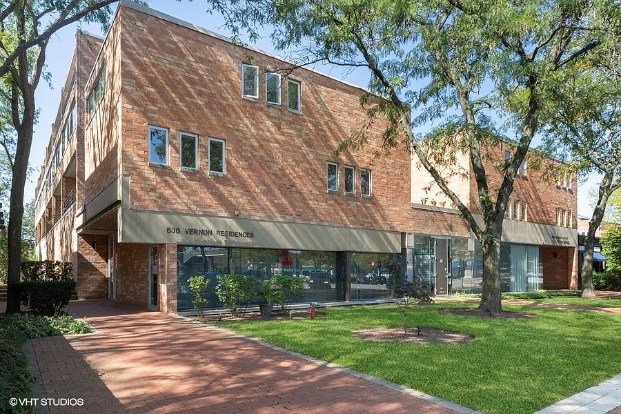 1st image of 630 Vernon Ave APT 13