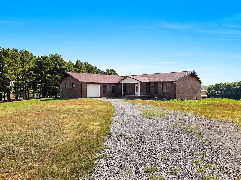 239 Wayne Threatt Rd — Photo 6