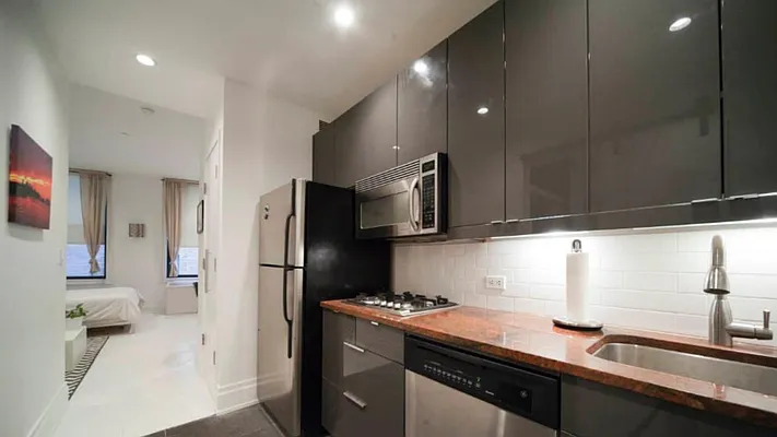 Rented by Keller Williams NYC | media 15