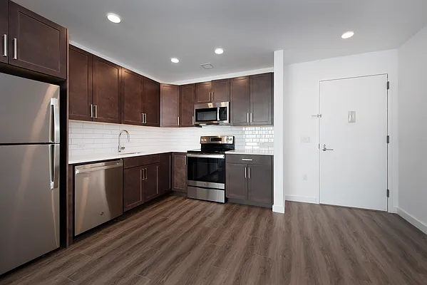 Rented by Heller Organization | media 24