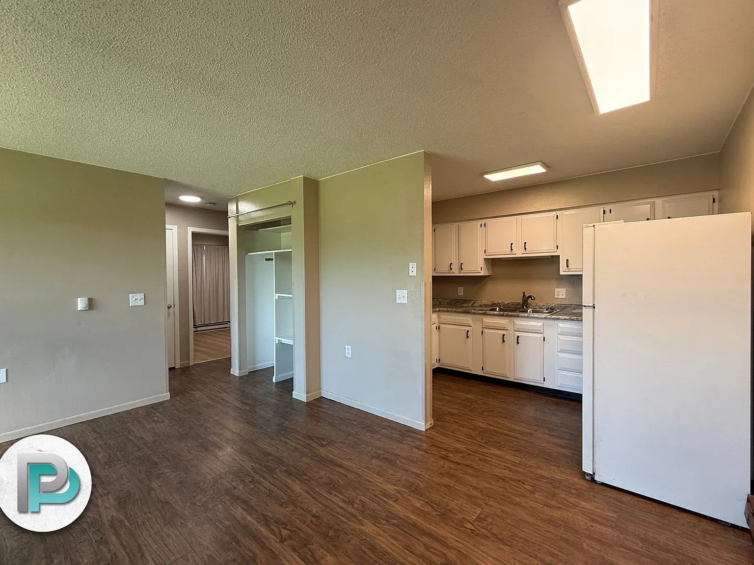 2 bed, $800 — Photo 4