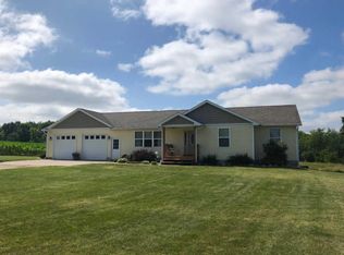 11793 Belding Rd, Belding, MI 48809