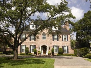 1434 Chimney Rock Rd, Houston, TX 77056