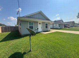 312 Caddo Ave, Benton, LA 71006