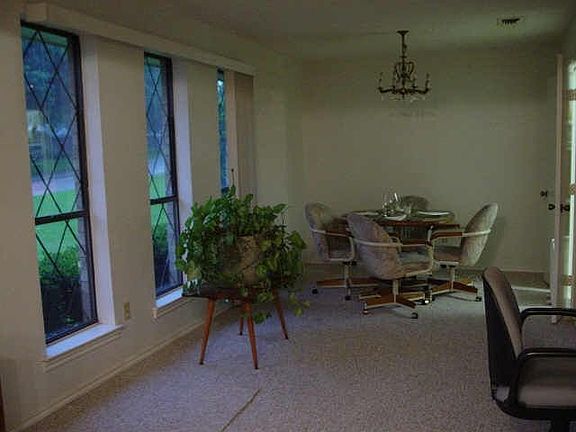 2nd image of 1019 Florence Dr