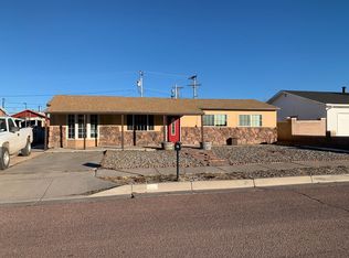 213 Cindy Ln, Gallup, NM 87301