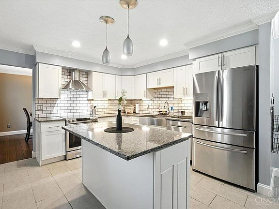 5th image of 11421 Oakstand Dr