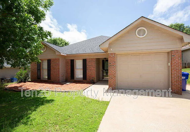 1018 Sugar Mill Dr — Photo 22