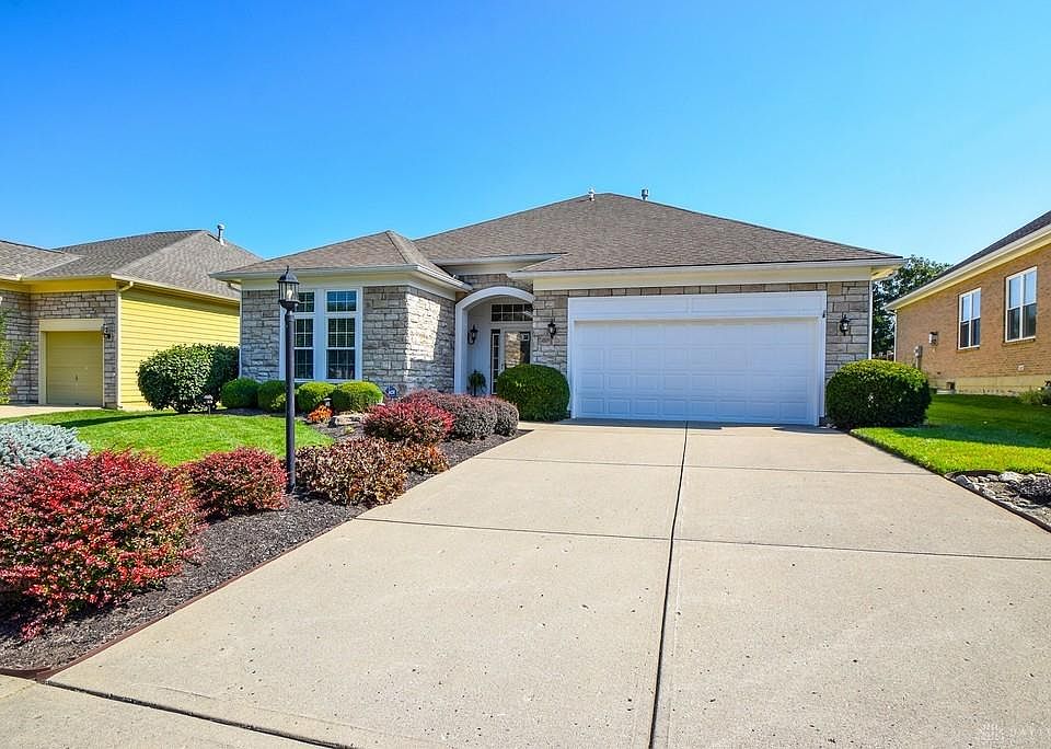 1st image of 662 Carrick Dr