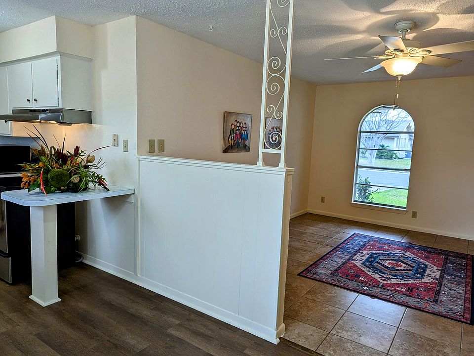 1st image of 1018 Starlite Dr