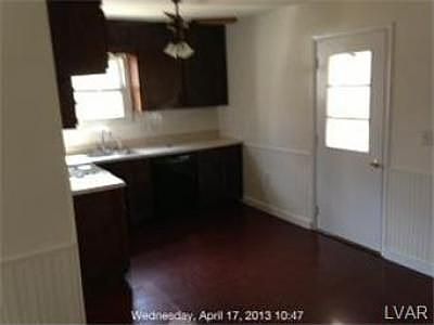 5th image of 307 Edward Ln