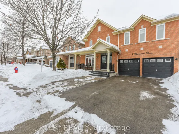 7 Chapparal Dr, Brampton, ON L6R 3C5