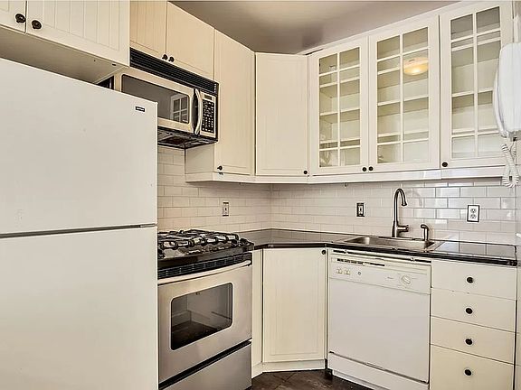 5th image of UNIT 5F 99th Ave